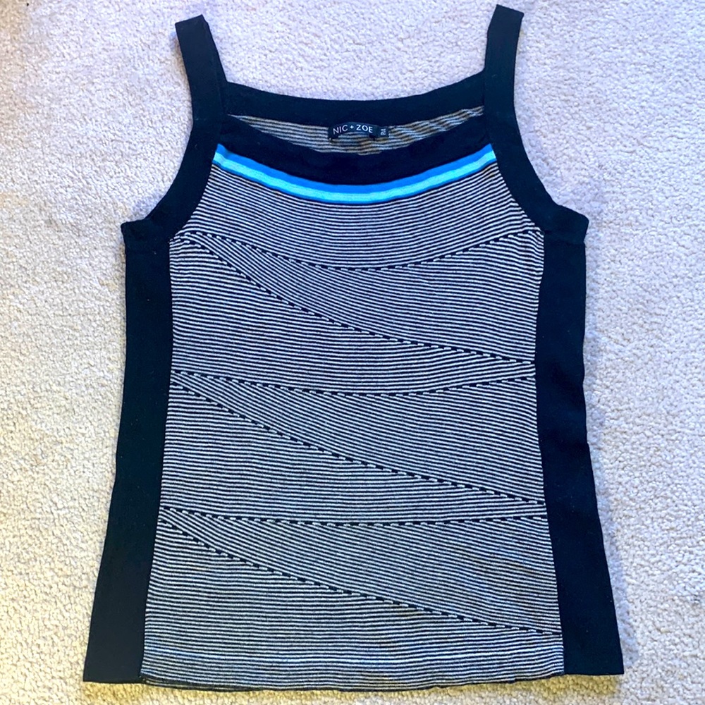 NIC+ZOE sweater knit sleeveless top Blue neckline stripe